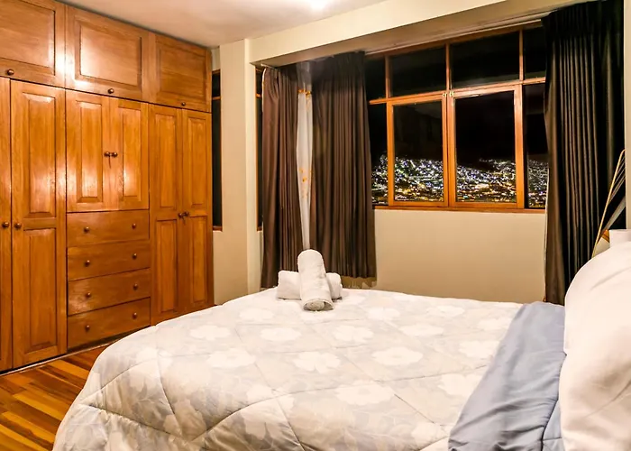 アパート Inti Qhawa With Views Of The Andes In Historic Center